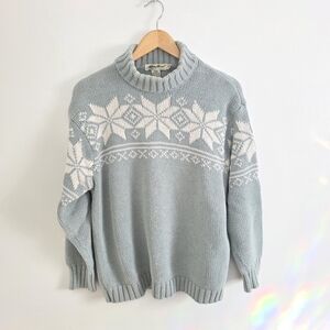 Vintage Eddie Bauer Fair Isle Knit Sweater Blue and White Snowflake Sweater